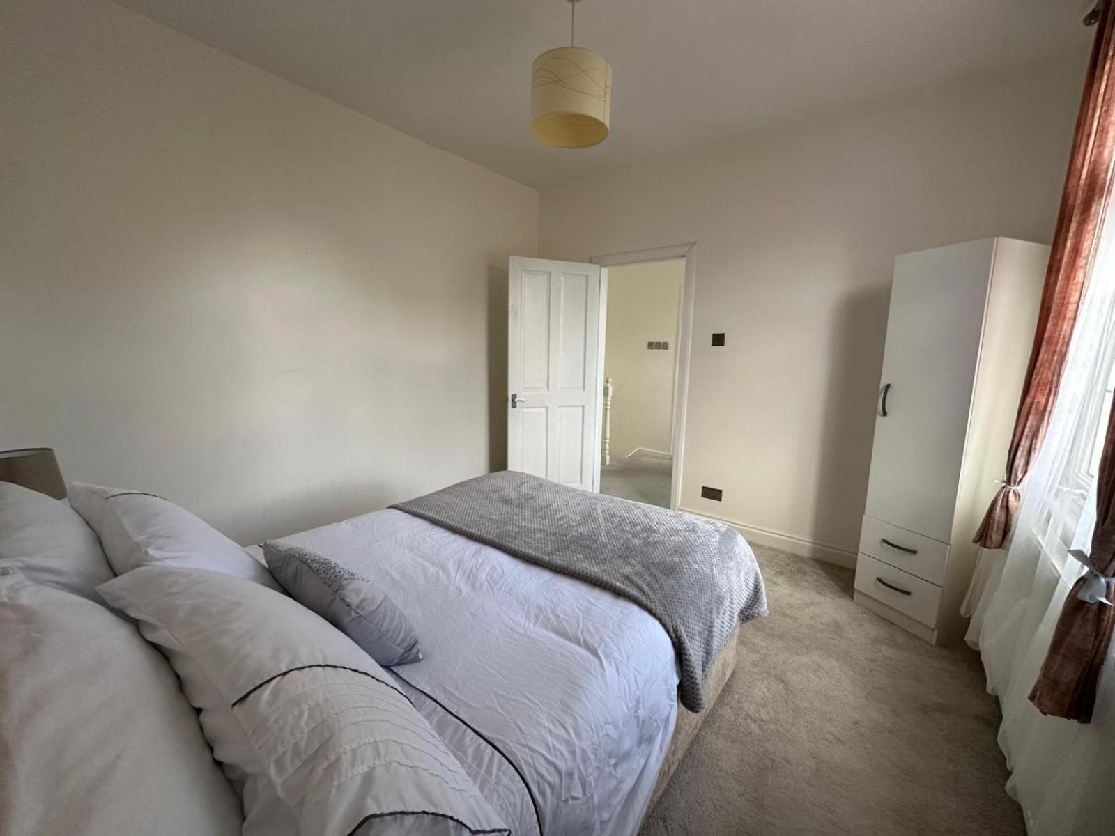 Luxurious Living 4 Bedroom Home Londra Exterior foto