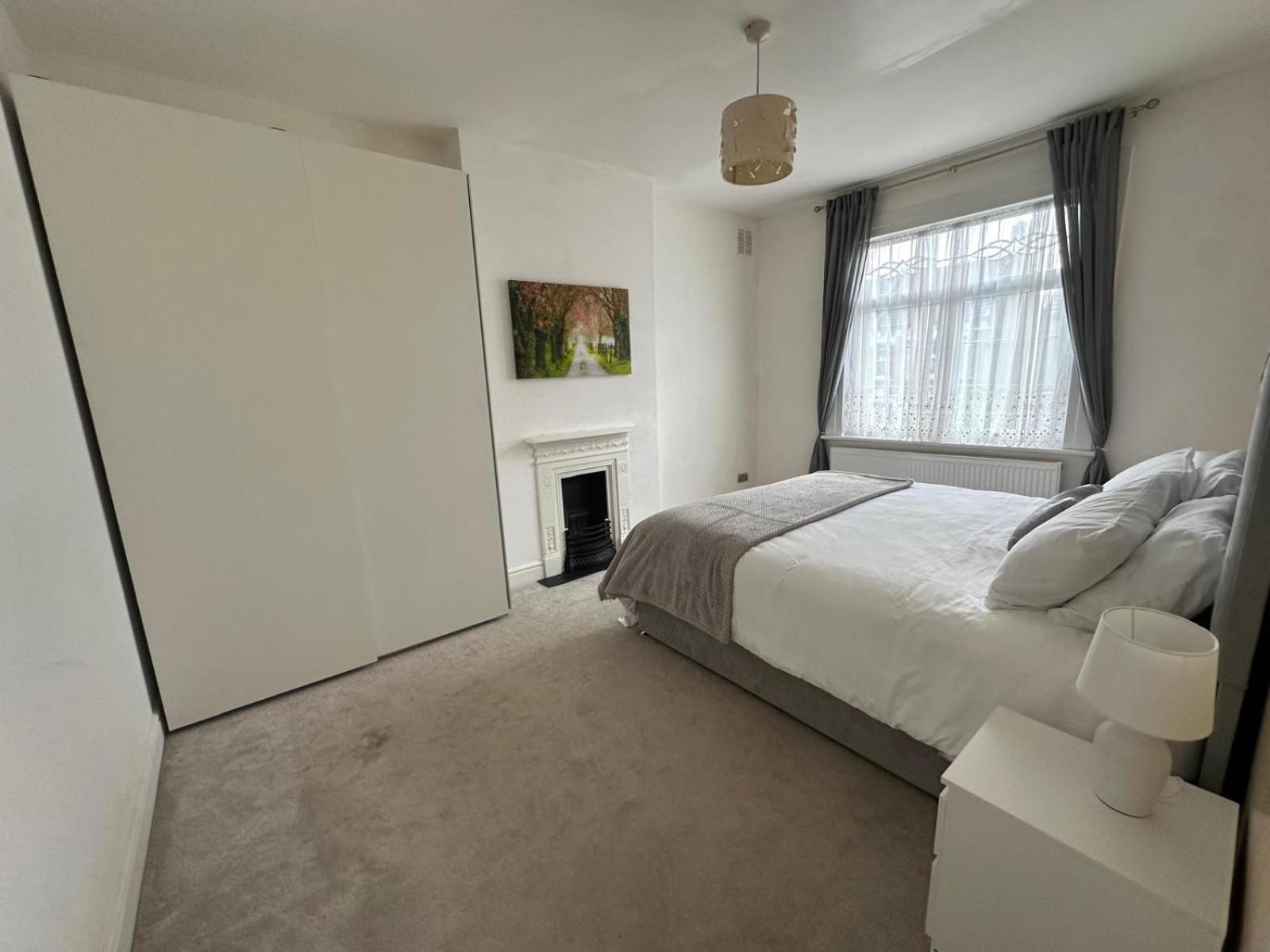 Luxurious Living 4 Bedroom Home Londra Exterior foto