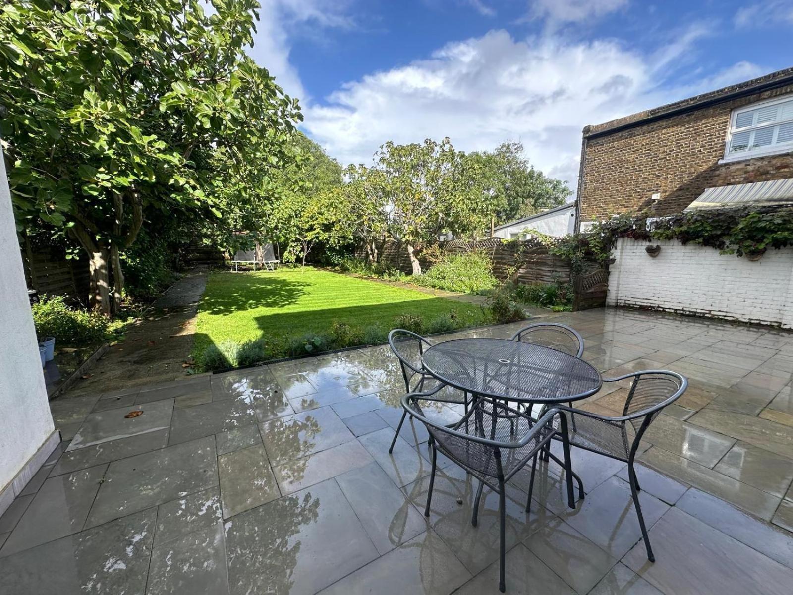 Luxurious Living 4 Bedroom Home Londra Exterior foto