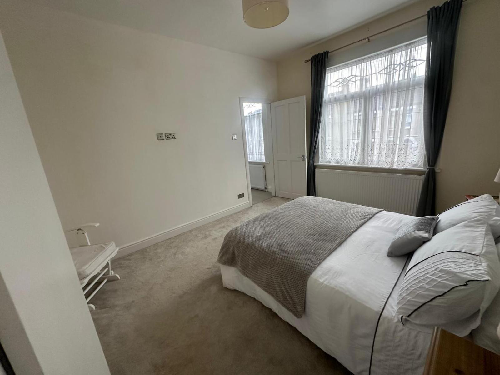 Luxurious Living 4 Bedroom Home Londra Exterior foto
